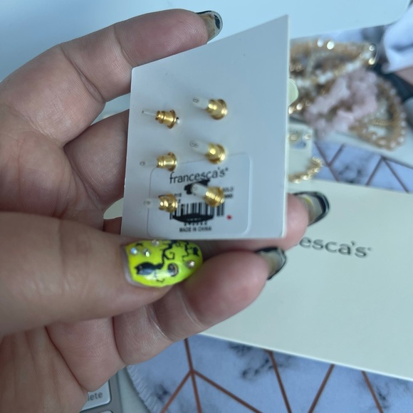 Set of three earrings - Picture 5 of 6